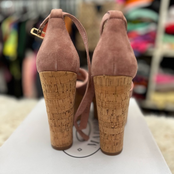 Steve Madden Blush Colored Cork Wedge Sandals - Picture 7 of 8
